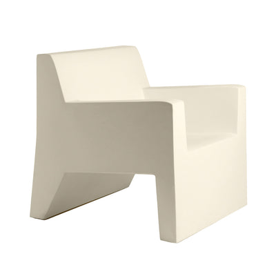 Jut Lounge Chair | Modern Patio Furniture - Ecru