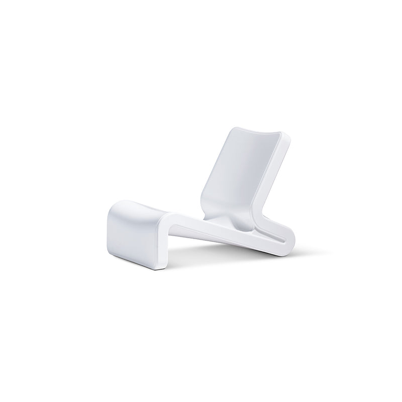 Tupelo Goods Line Chair | Patio & Pool Shelf Lounge Chair - White