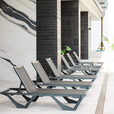 Voxel Sun Chaise by Vondom | In-Pool and Patio Lounger
