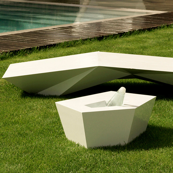 Faz Sun Lounger Table by Vondom | Luxury In-Pool and Patio Furniture