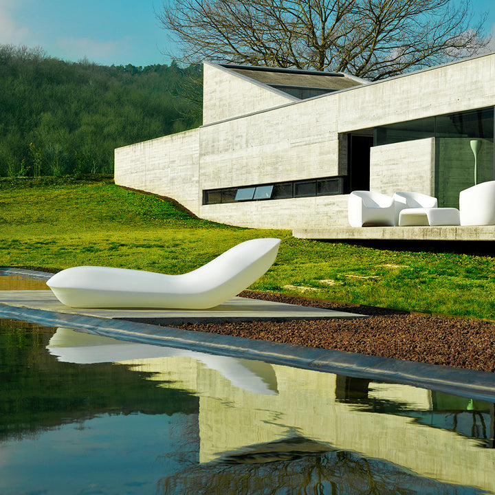 Pillow Sun Chaise by Vondom | In-Pool and Patio Lounger